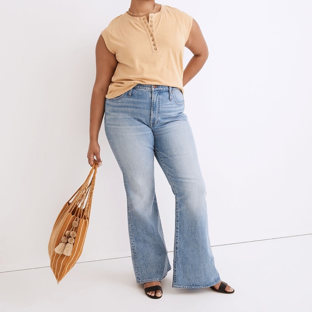 Madewell The Perfect Vintage Flare Jean in Delavan Wash